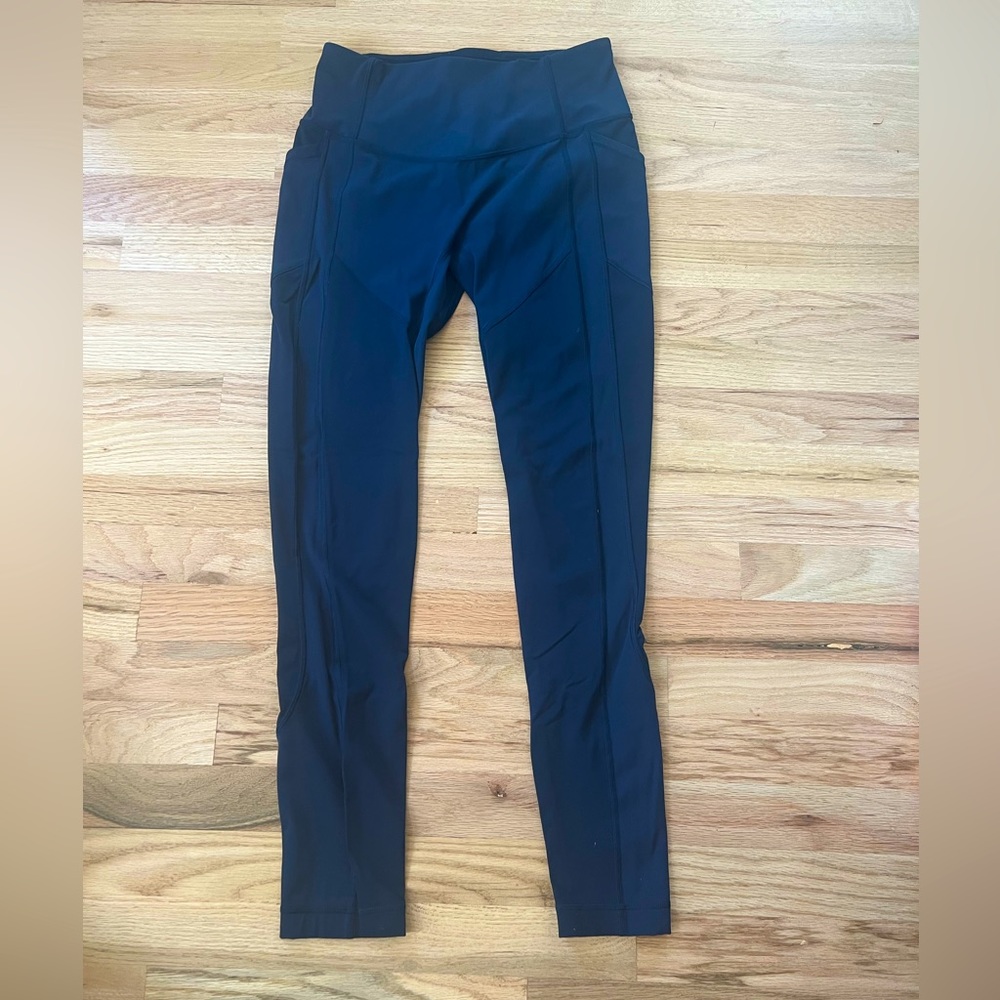Lululemon Wunder Under with Pockets True Navy SIZE 8